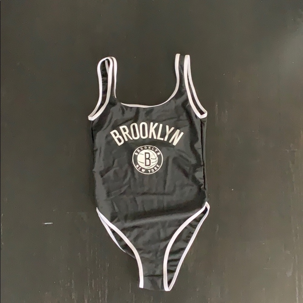 BROOKLYN Black one piece bathing suit